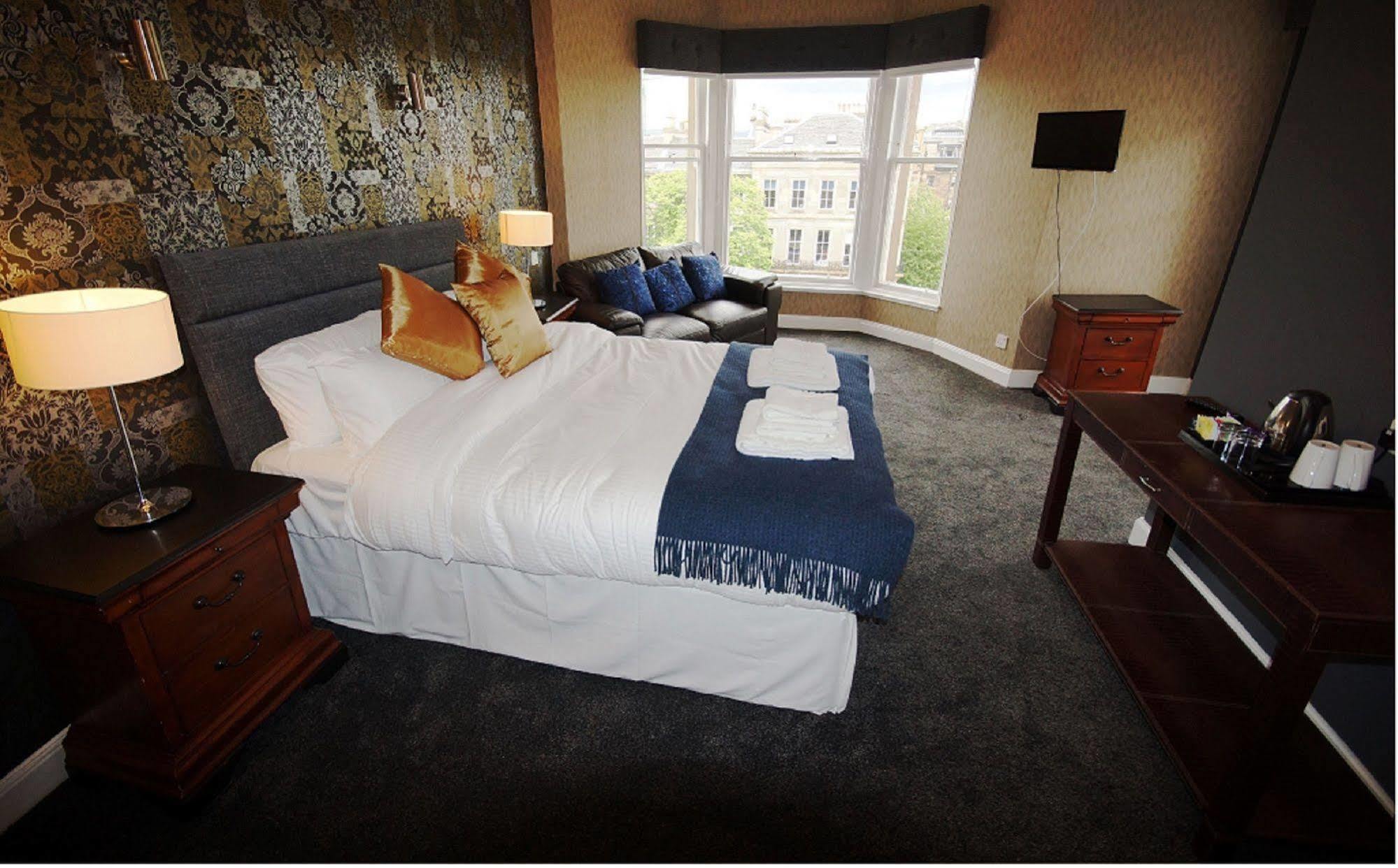 The Alfred Hotel Glasgow Exterior photo