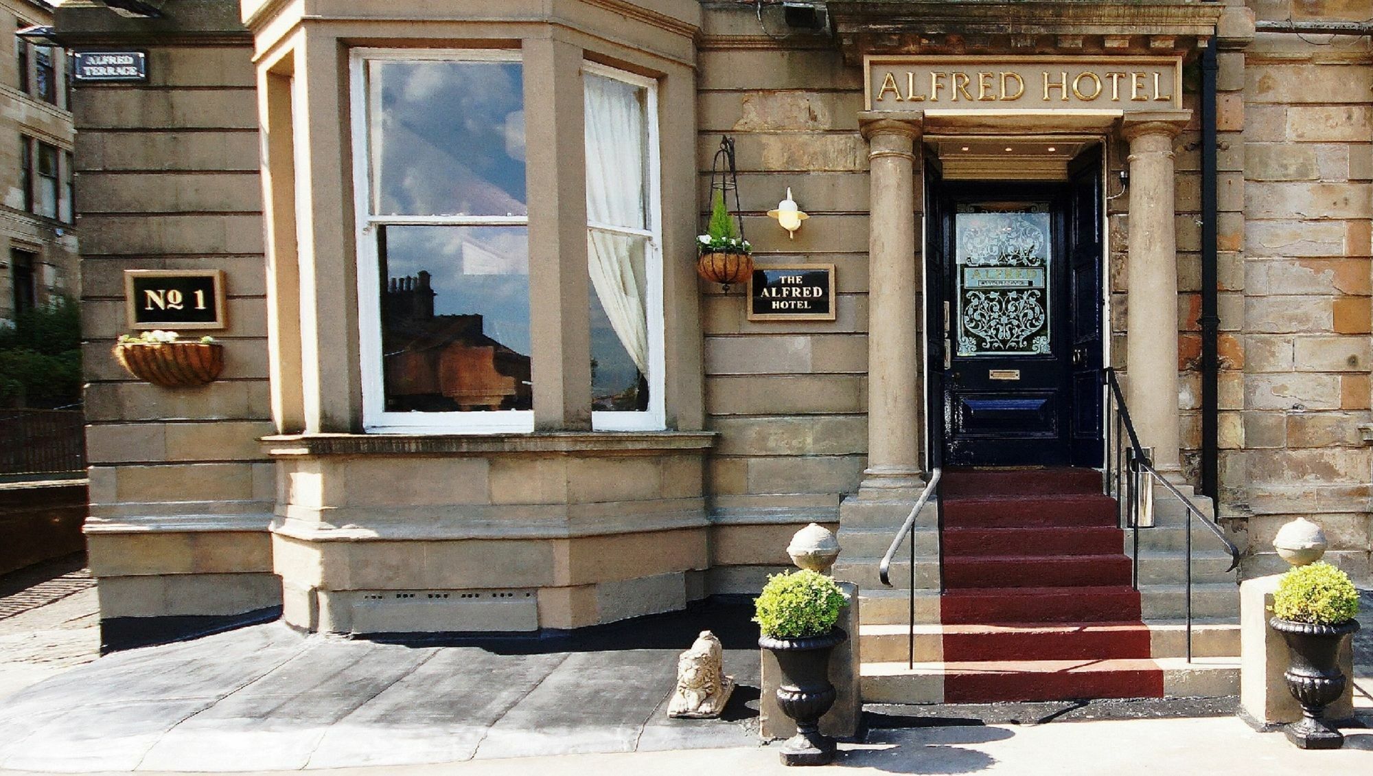 The Alfred Hotel Glasgow Exterior photo